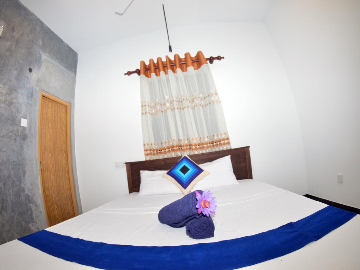 Hotel Blooming Polhena Extérieur photo